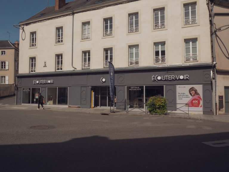 P1170469 768x577