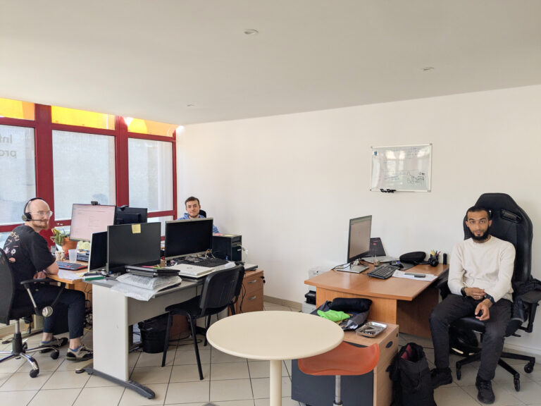 2025 05 16 12.30.58 768x576